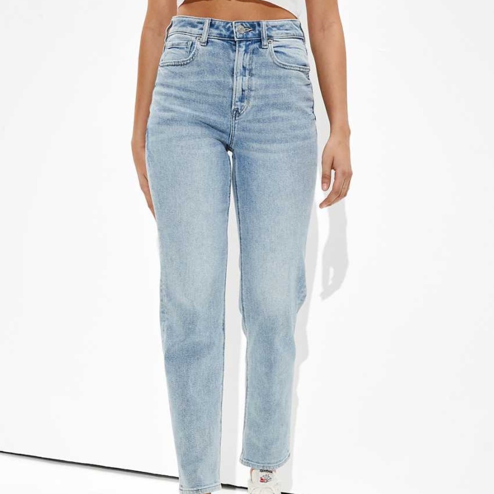 American Eagle Curvy Mom Jeans